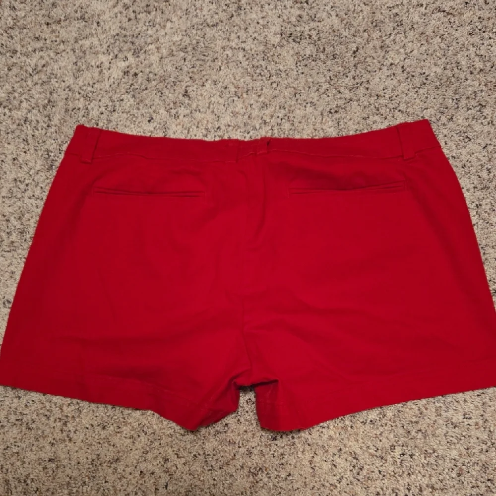 A.N.A. Caberet Red Twill Shorts Size 10 Womens - Picture 3 of 5